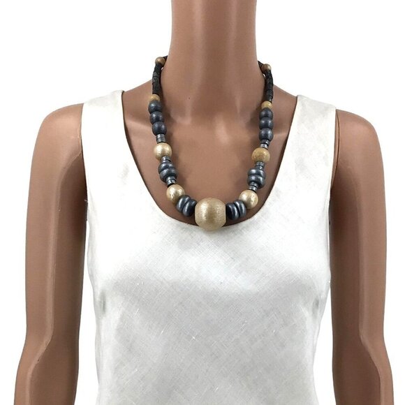 Vintage Wood Beaded Necklace Chunky Beads Gray Cream 23 Inch Length - Picture 2 of 2